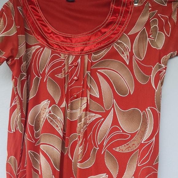 Imported Western Top Floral - Picture 2 of 5